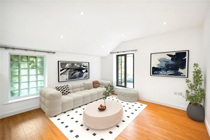 1 Bedroom Flat For Sale In Monck House, Cole Street, London, SE1
