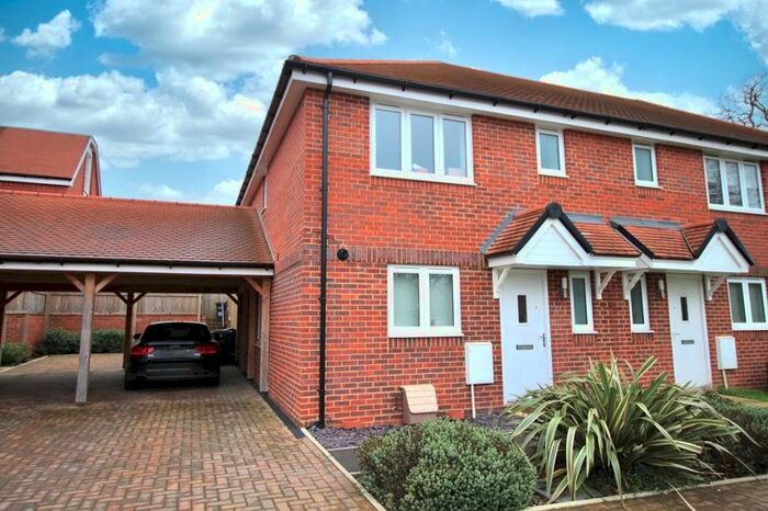 3 Bedroom Semi-Detached House To Rent In Judges Gully Close, Bishopstoke, Eastleigh SO50