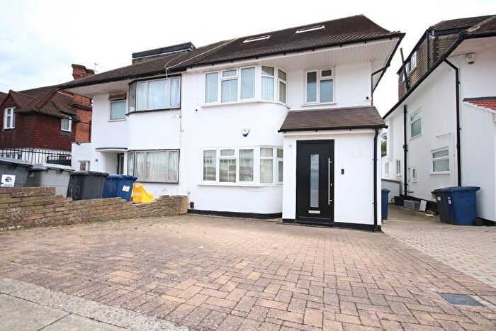 5 Bedroom Semi-Detached House To Rent In St Margarets Road, Edgware, Middlesex, HA8