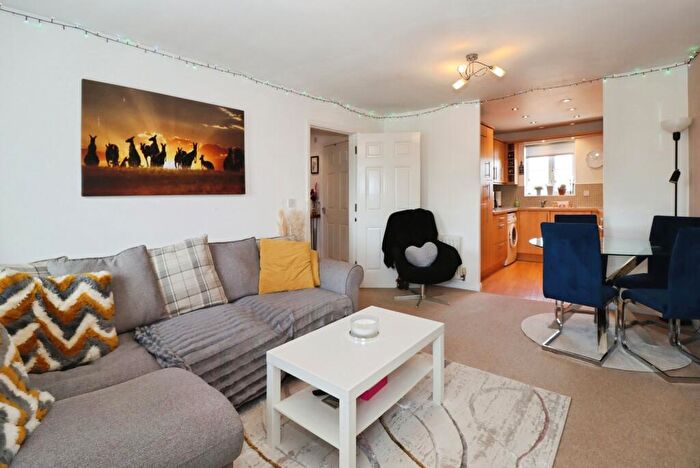 2 Bedroom Flat For Sale In Filton Avenue, Bristol, Avon, BS7