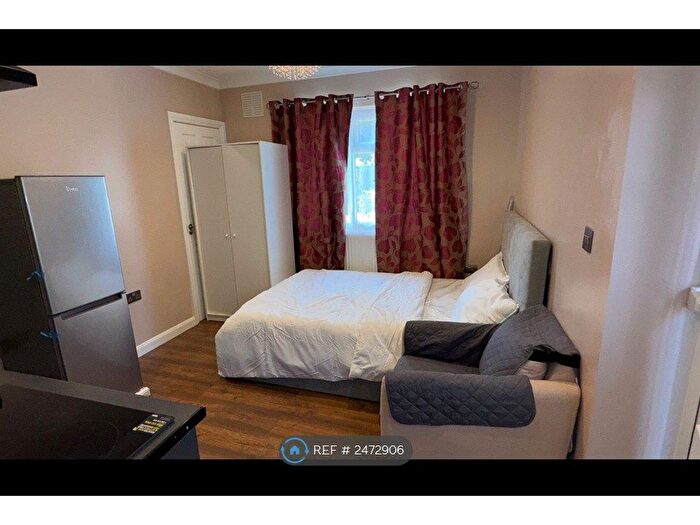 Studio To Rent In Elizabeth Way, Orpington, BR5