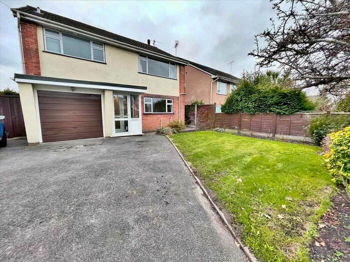 4 Bedroom Detached House To Rent In Waterloo Road, Canford Heath West, Poole BH17