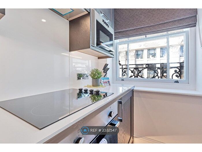 1 Bedroom Flat To Rent In West Street, Brighton, BN1