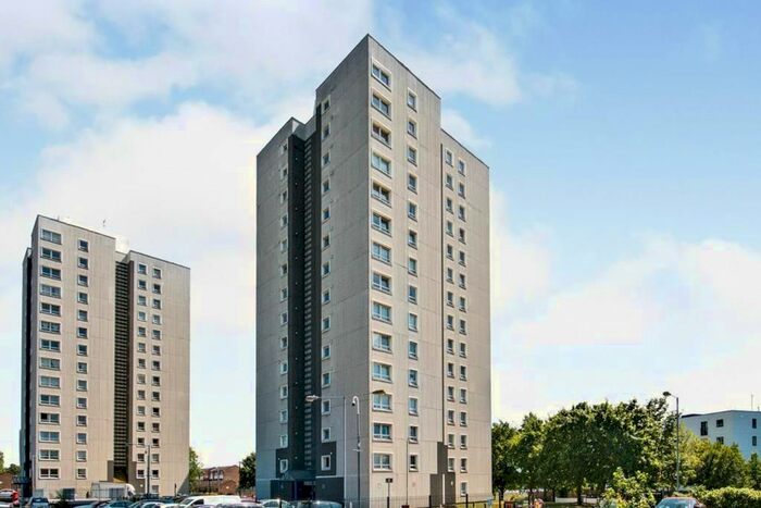 2 Bedroom Flat To Rent In Argent Street, Grays, RM17