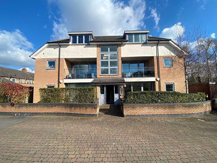 2 Bedroom Flat For Sale In Southam Mews, Croxley Green, WD3