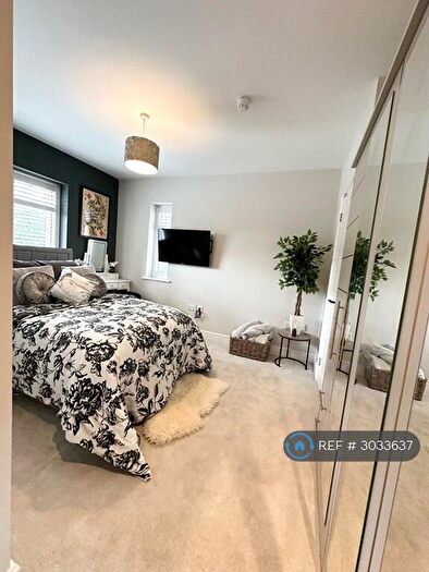 7 Bedroom End Of Terrace House To Rent In Grove Park Road, London, SE9