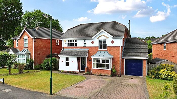 4 Bedroom Detached House For Sale In Heathside Park, Camberley, Surrey, GU15