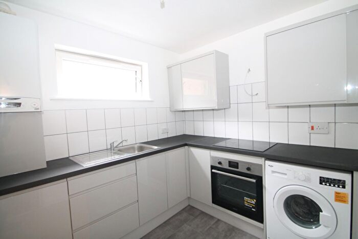 1 Bedroom Flat To Rent In Elgin Court, South Croydon, CR2