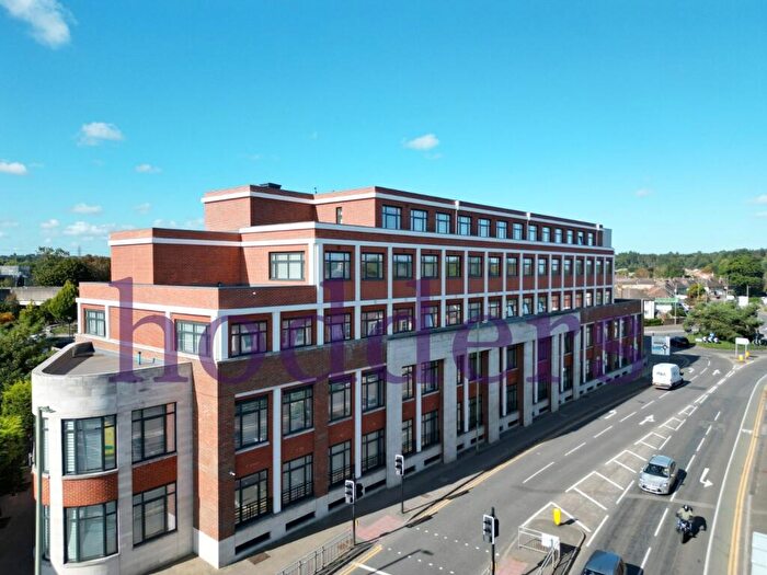 1 Bedroom Apartment To Rent In Surrey, KT16