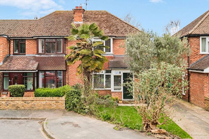 3 Bedroom Semi Detached House For Sale In Coopers Row, Iver, SL0