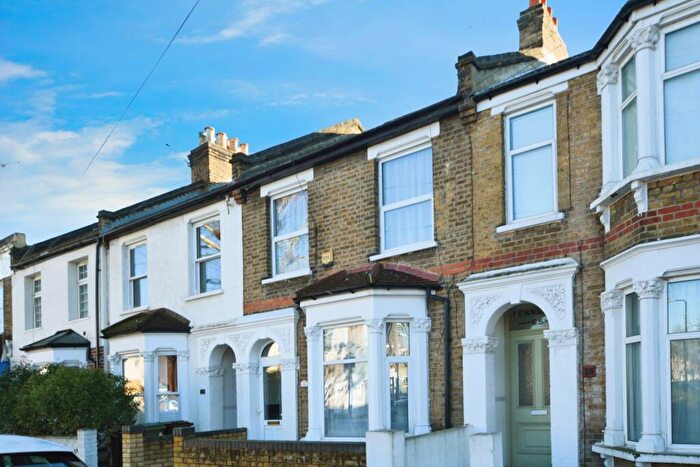 3 Bedroom Terraced House For Sale In Boundary Road, Walthamstow, London, E17