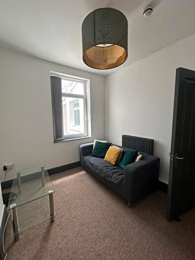 2 Bedroom Flat To Rent In Cambridge Street, Swansea, SA2