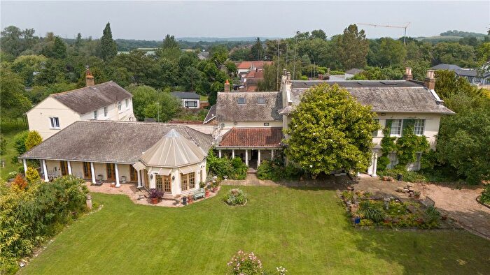 6 Bedroom Detached House For Sale In Sewardstone Road, London, Essex, E4