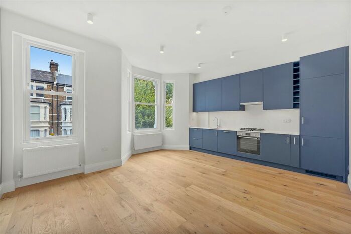2 Bedroom Flat To Rent In Fernhead Road, London, W9