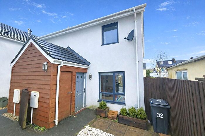 2 Bedroom Semi-Detached House For Sale In Grenville Meadow, Tavistock, PL19