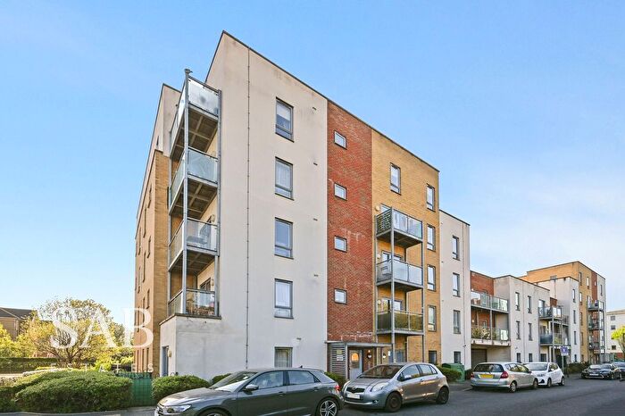 1 Bedroom Flat For Sale In Taywood Road, Northolt, UB5