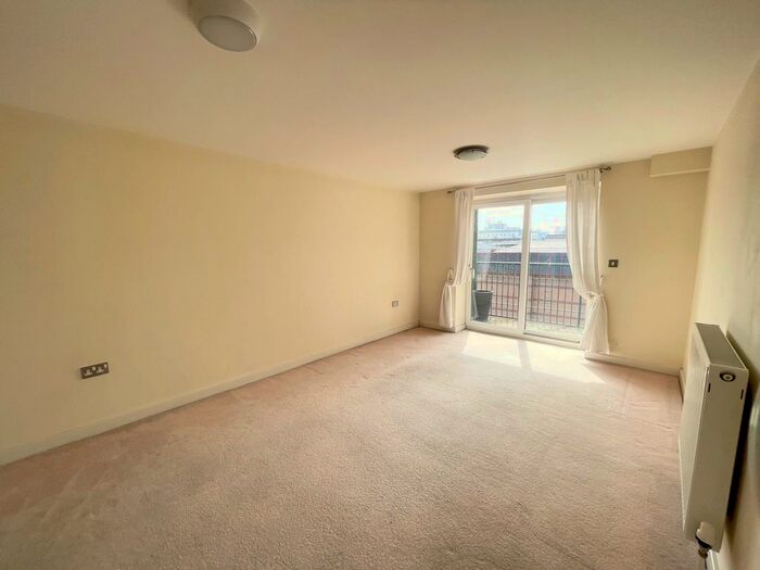 1 Bedroom Flat To Rent In Neptune Way, Ocean Village, Southampton, SO14