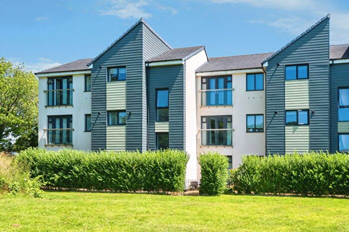 2 Bedroom Flat For Sale In Marazion Way, Plymouth, PL2