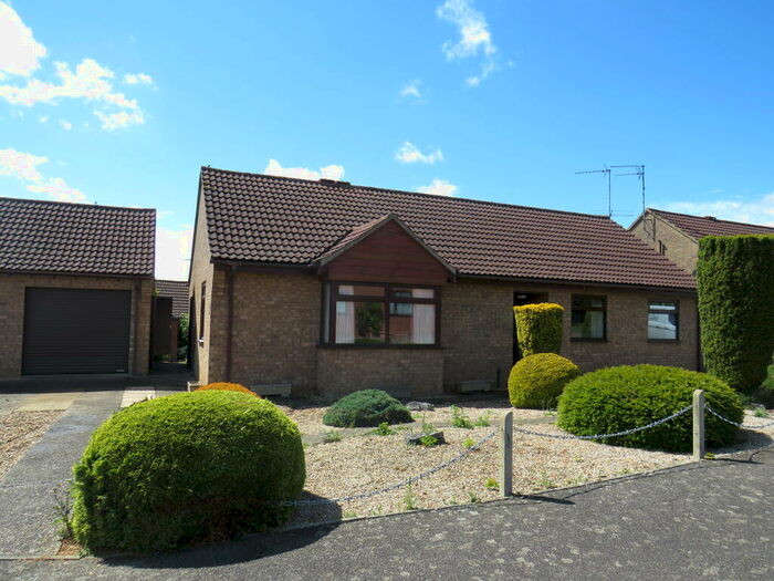 3 Bedroom Detached Bungalow To Rent In Admiralty Close, Downham Market, PE38