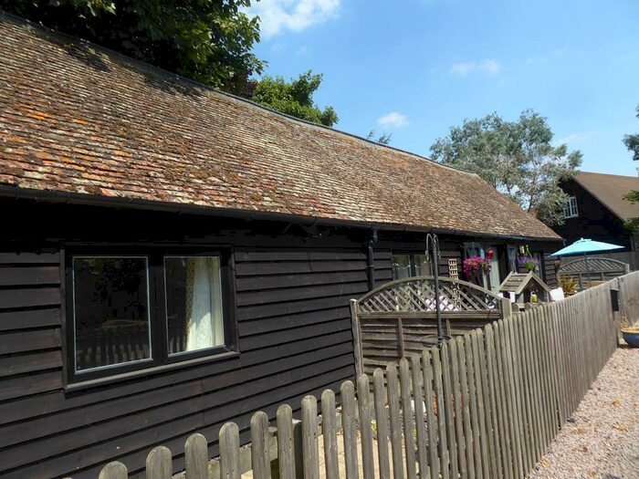 2 Bedroom Barn Conversion To Rent In The Stables, High Street, MK44