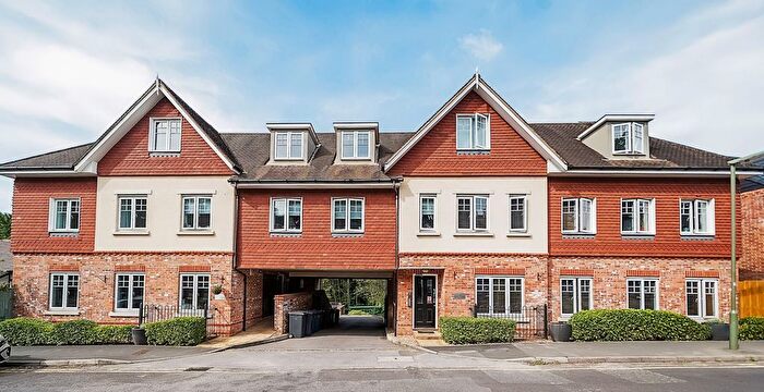 2 Bedroom Flat For Sale In Kings Road, Doyle Court, GU27