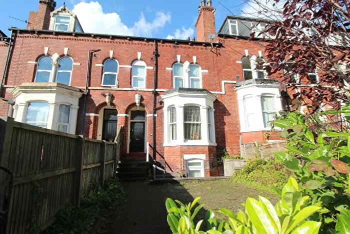 8 Bedroom Terraced House To Rent In Bainbrigge Road, Leeds, West Yorkshire, LS6