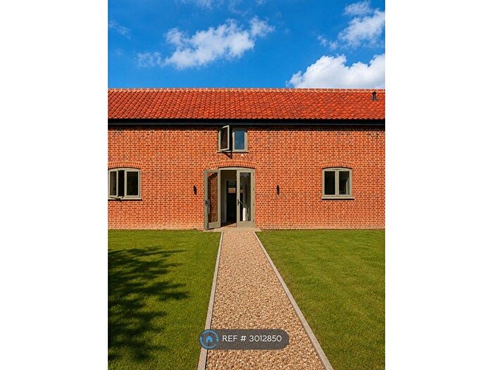 3 Bedroom Semi-Detached House To Rent In Capel Barns, Woodbridge, IP12