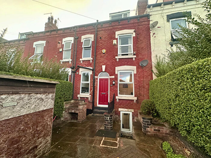 4 Bedroom Terraced House For Sale In Haddon Road, Leeds, LS4