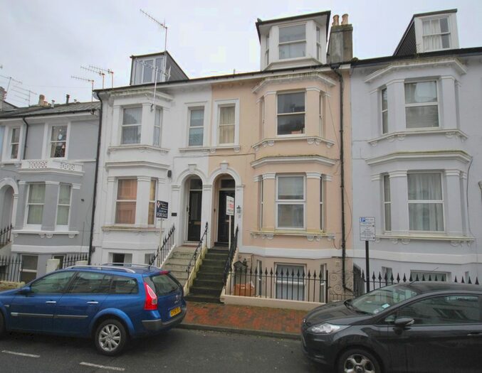 1 Bedroom Flat To Rent In Dudley Road, Tunbridge Wells, TN1