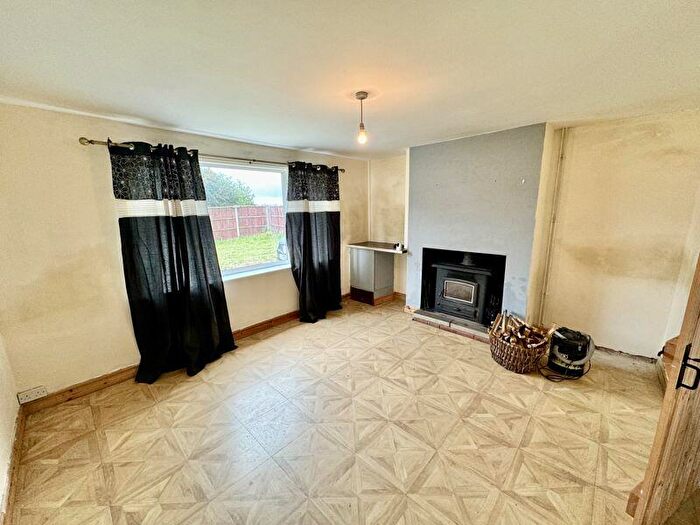 2 Bedroom Semi-Detached House For Sale In Sea Dyke Way, Marshchapel, DN36