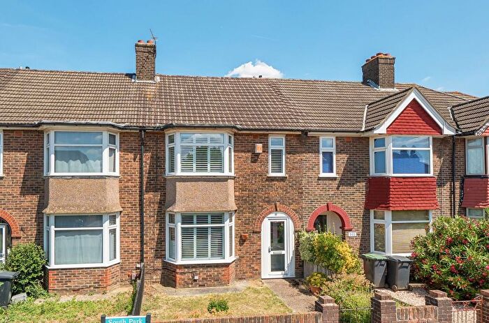 3 Bedroom Terraced House For Sale In South Park Crescent, London, SE6