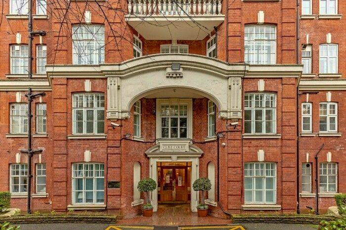 3 Bedroom Flat To Rent In Maida Vale, London, W9