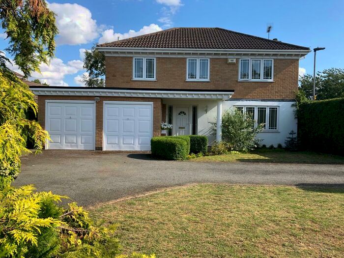 4 Bedroom Detached House For Sale In Huntsmans Gate, Peterborough, PE3