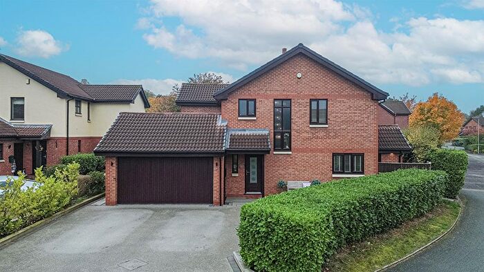 4 Bedroom Detached House For Sale In Weybridge Close, Appleton, Warrington, WA4