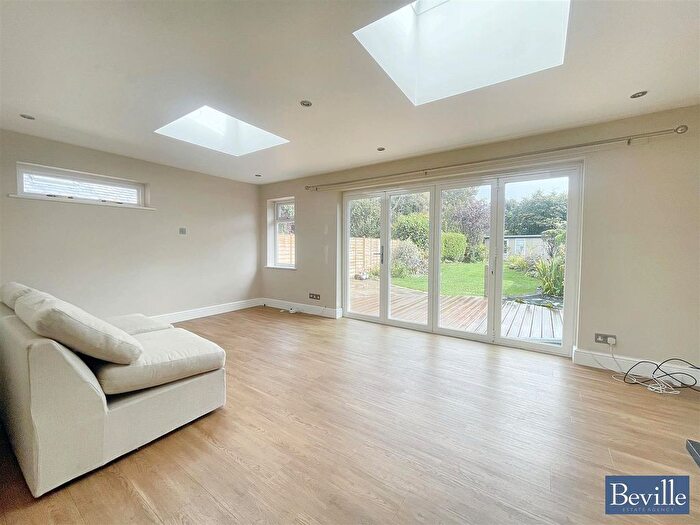 4 Bedroom Semi-detached House To Rent In Grove Road, Sonning Common, Reading, RG4