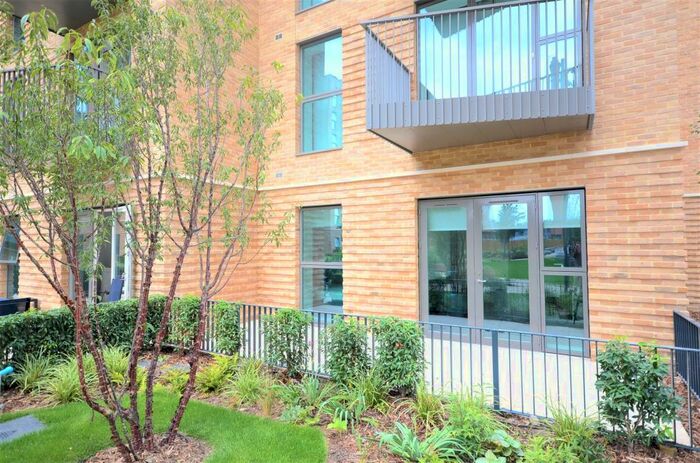 1 Bedroom Apartment To Rent In Artesian House, Slough, SL1