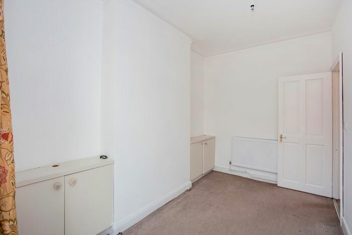 2 Bedroom Flat To Rent In Albert Terrace, Milton Avenue, London, NW10