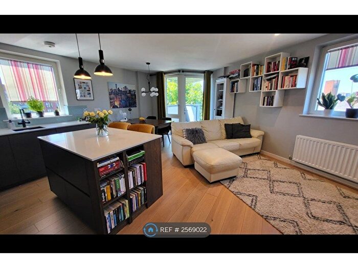 2 Bedroom Flat To Rent In Craven Park, London, NW10