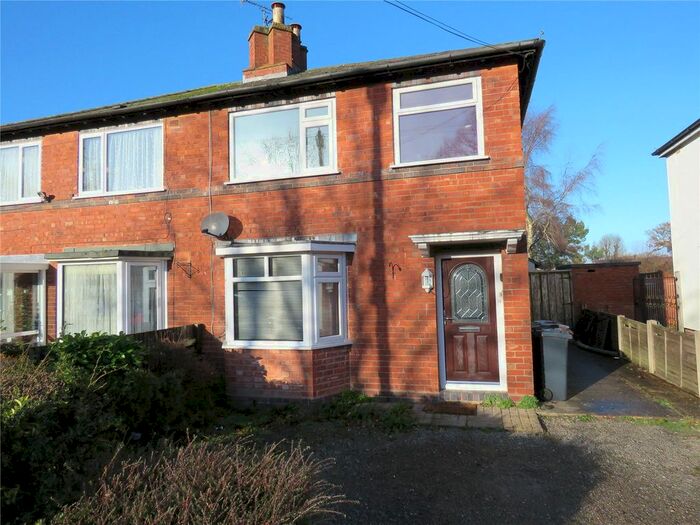 3 Bedroom Semi-Detached House To Rent In Aylesbury Road, Hockley Heath, Solihull, West Midlands B94