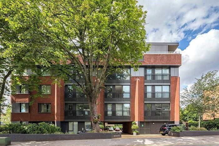 1 Bedroom Apartment For Sale In Brighton Road, Purley, CR8