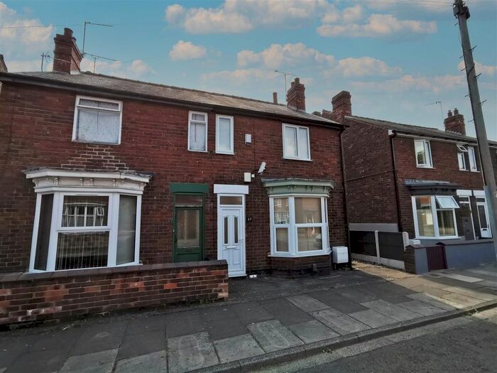 4 Bedroom End Of Terrace House To Rent In Severn Street, Lincoln, LN1
