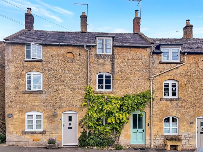 2 Bedroom Cottage For Sale In Park Road, Blockley, Moreton-In-Marsh, GL56