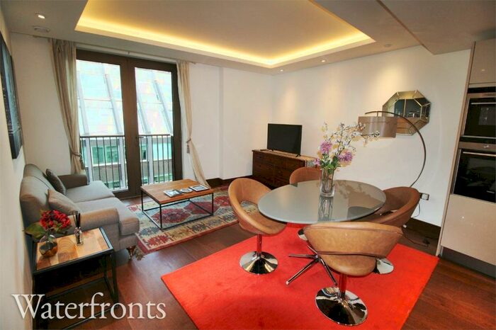2 Bedroom Apartment To Rent In St Dunstans House, - Fetter Lane, London, EC4A