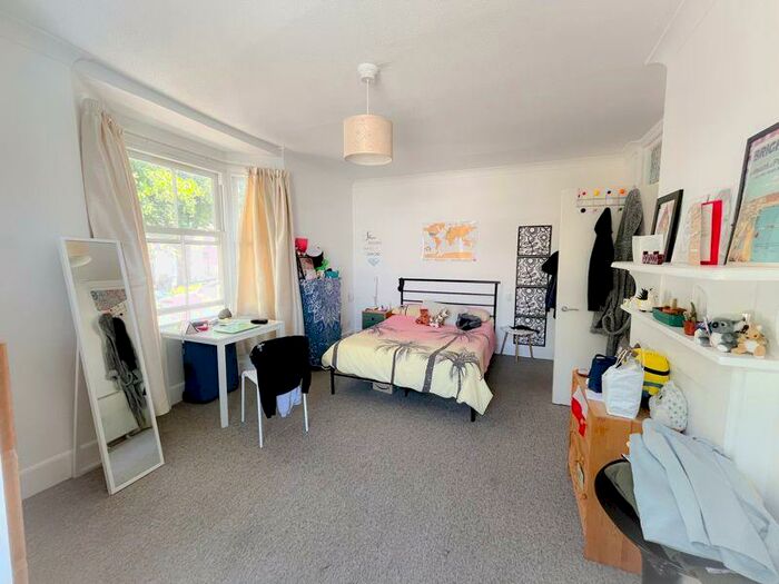 2 Bedroom Flat To Rent In Elm Grove, Brighton, BN2