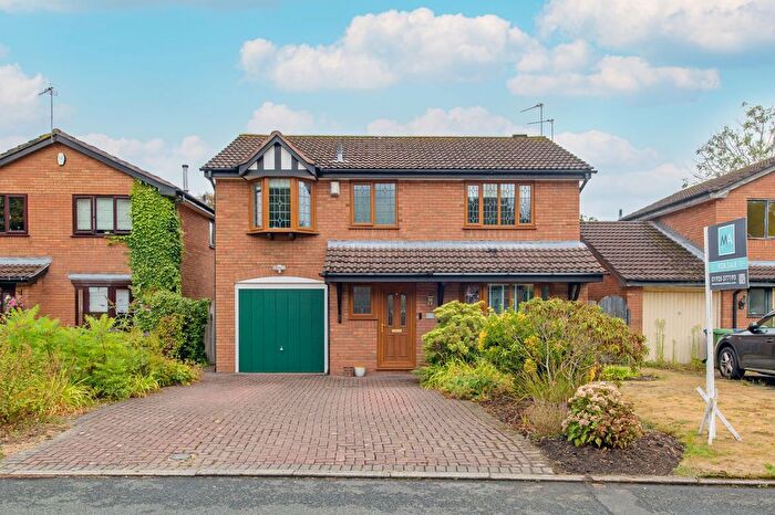 4 Bedroom Detached House For Sale In Shackleton Close, Old Hall, WA5