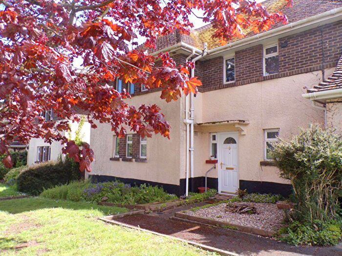 2 Bedroom Flat For Sale In Moormead, Budleigh Salterton, EX9