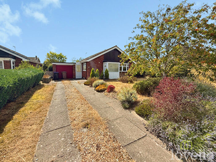 3 Bedroom Bungalow For Sale In Wetherby Crescent, Lincoln, LN6