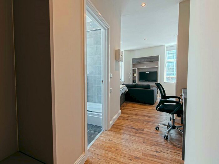 Studio To Rent In Blackfriars Road, Manchester, Greater Manchester, M3
