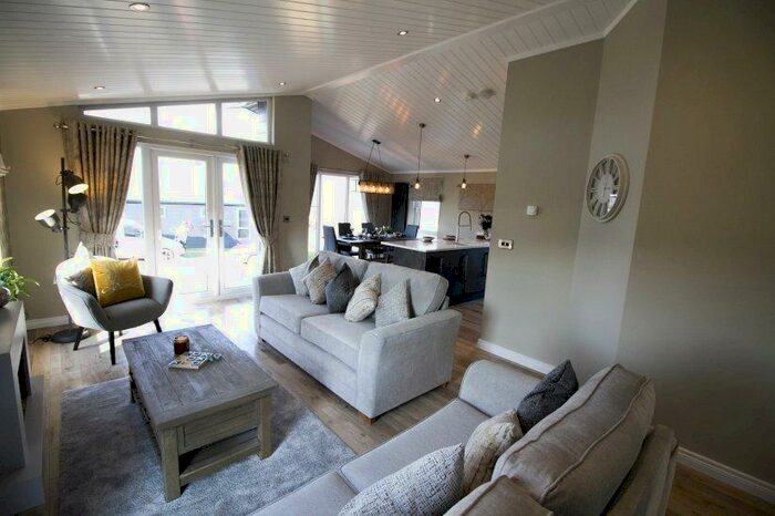 4 Bedroom Lodge For Sale In Penally Grange, Penally, Tenby, Pembrokeshire, SA70