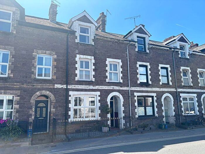 3 Bedroom Terraced House For Sale In Brecon Road, Abergavenny, NP7